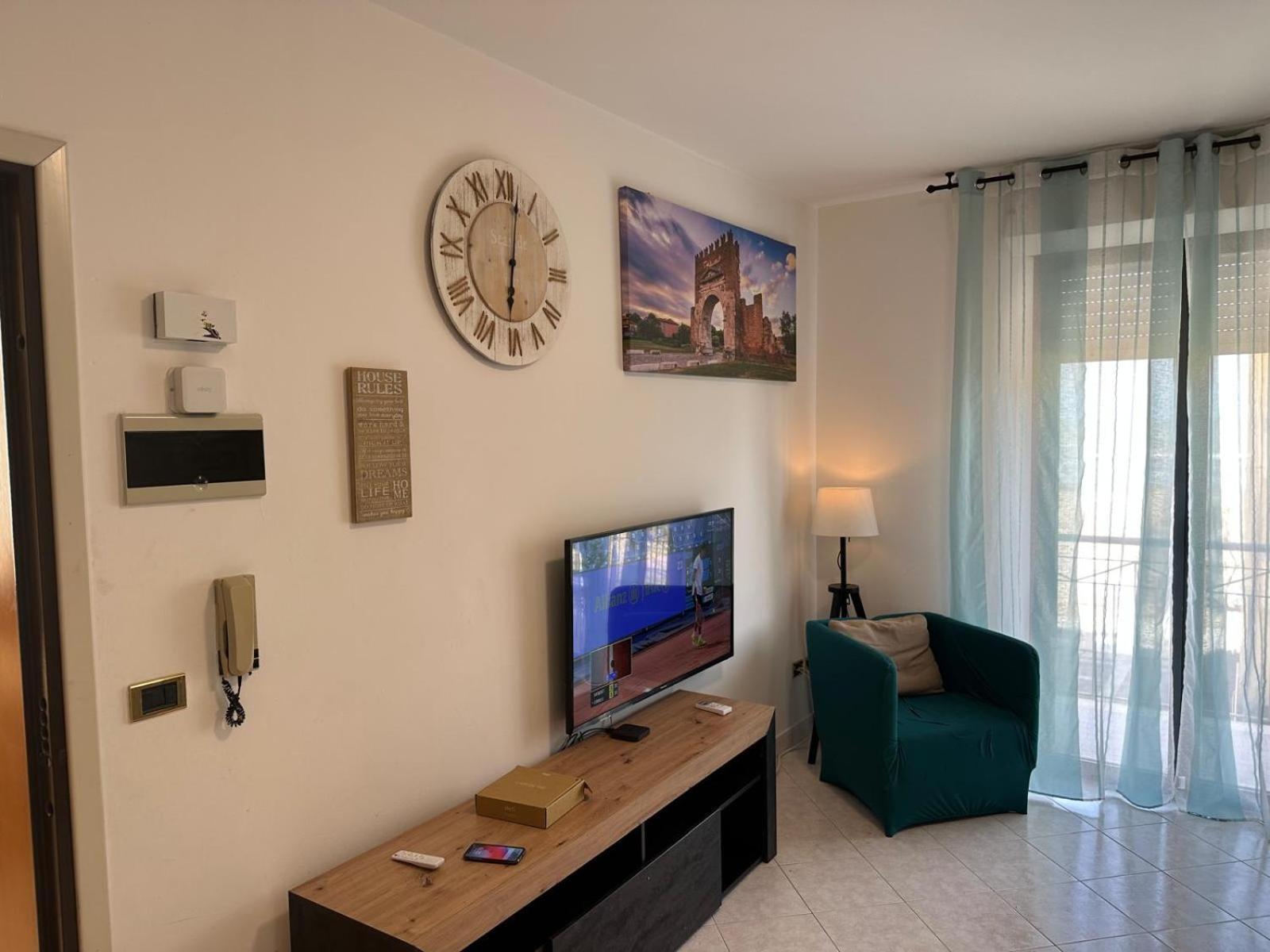 Beach House Holiday Apartments Ріміні Екстер'єр фото